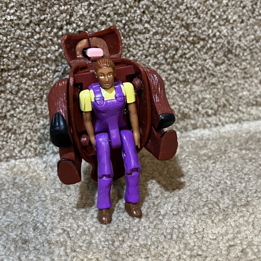 1999 Cassie Anteater  Animorphs Taco Bell Vintage Transforming Toy - Picture 2 of 2